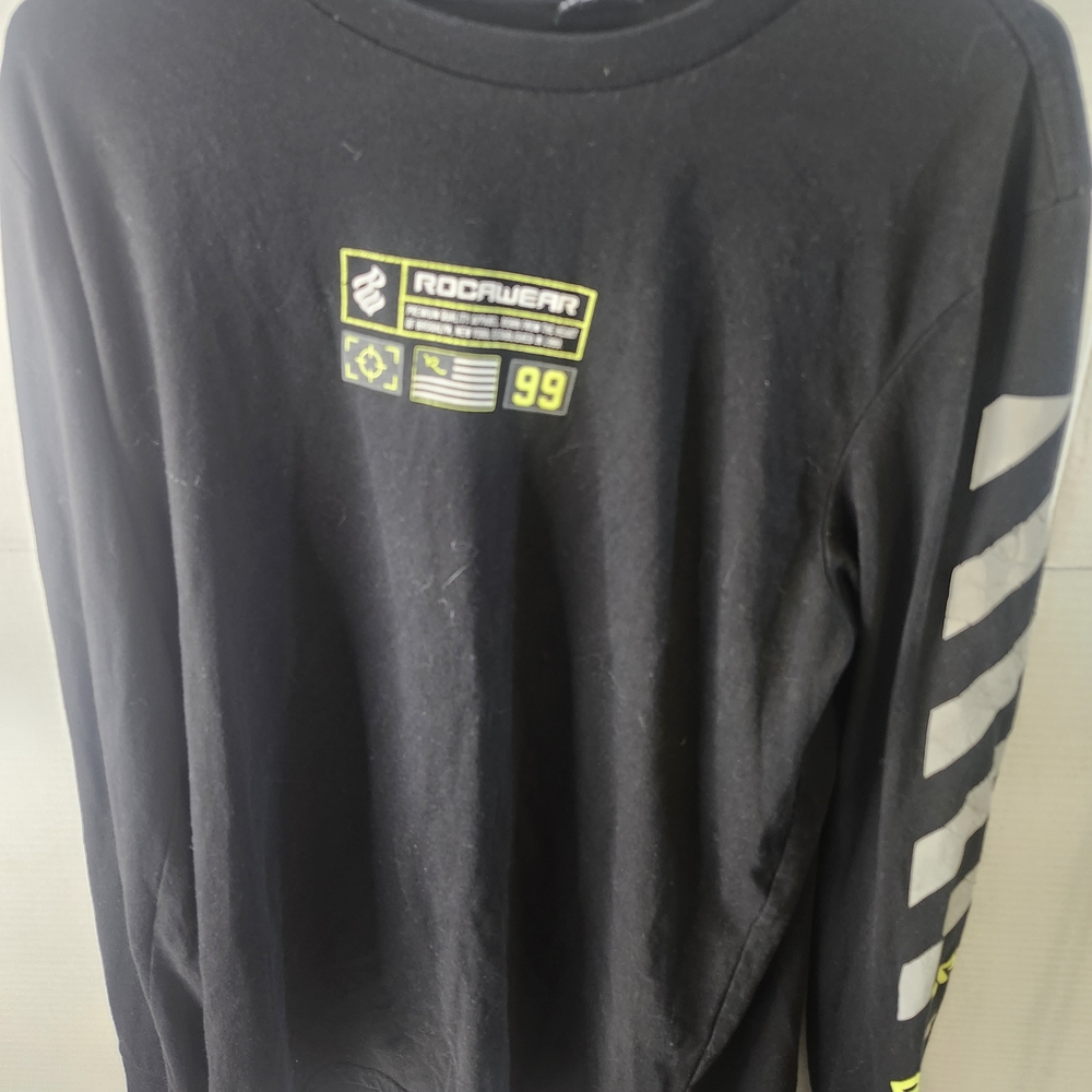 Rocawear Black Tee with Yellow and Gray Accents C17